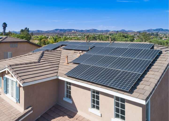 Phoenix solar companies